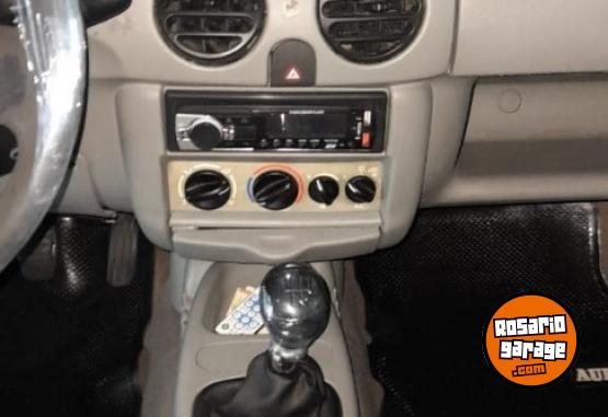 Utilitarios - Renault Kangoo 2004 Diesel 229000Km - En Venta
