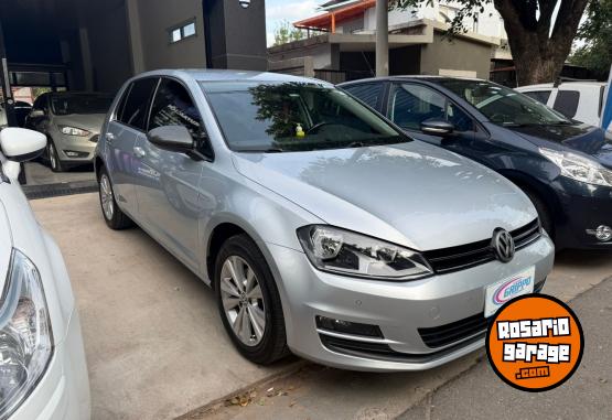 Autos - Volkswagen GOLF CONFORTLINE 1.4 2017 Nafta 127568Km - En Venta