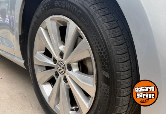 Autos - Volkswagen GOLF CONFORTLINE 1.4 2017 Nafta 127568Km - En Venta