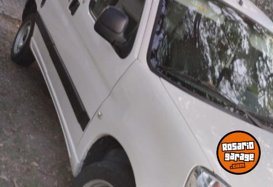 Utilitarios - Citroen Berlingo furg�n 2024 Nafta 35000Km - En Venta