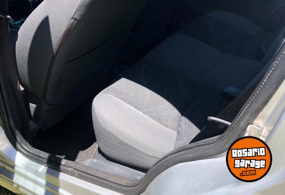 Autos - Fiat Siena 2016 GNC 180000Km - En Venta