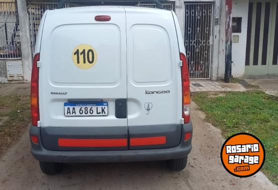 Utilitarios - Renault Kangoo 2016 GNC 160000Km - En Venta