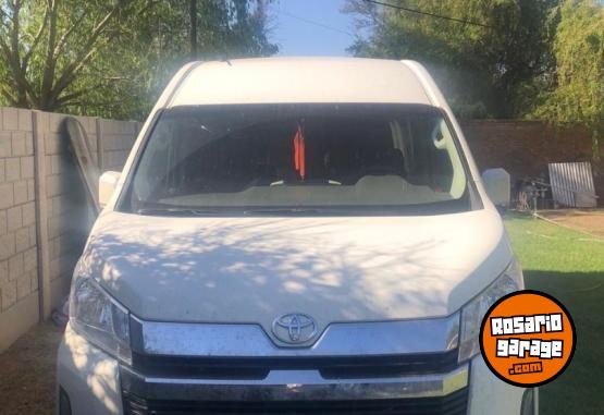 Utilitarios - Toyota Hiace 2022 Diesel 25000Km - En Venta