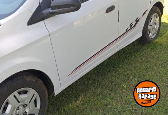 Autos - Chevrolet Onix joy 2018 Nafta 150000Km - En Venta