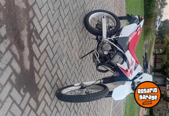 Motos - Honda Tornado 2011 Nafta 45000Km - En Venta