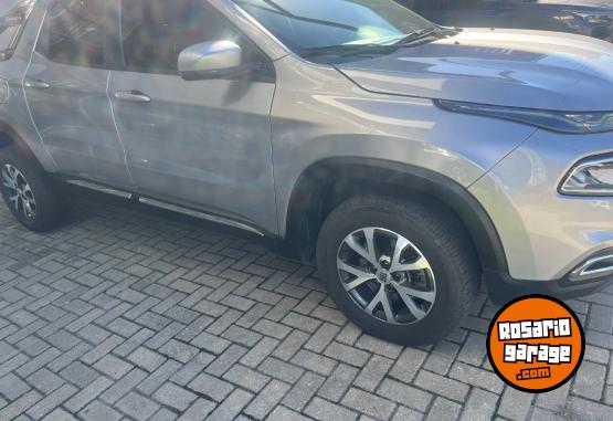 Camionetas - Fiat Toro FREEDOM 1.8 2021 Nafta 45000Km - En Venta