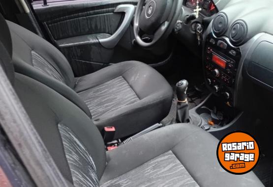 Autos - Renault SANDERO 2013 Nafta 200000Km - En Venta