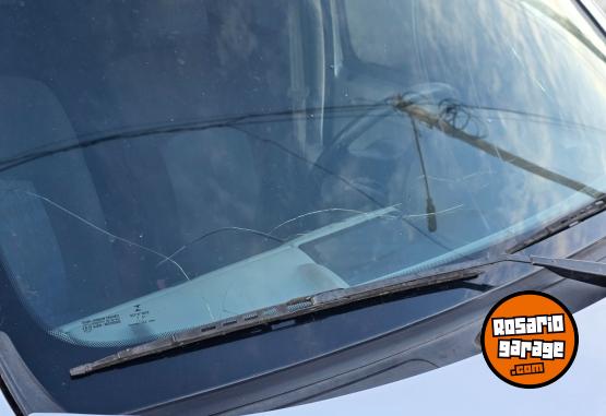 Utilitarios - Renault Kangoo Authentique 2013 GNC 307000Km - En Venta