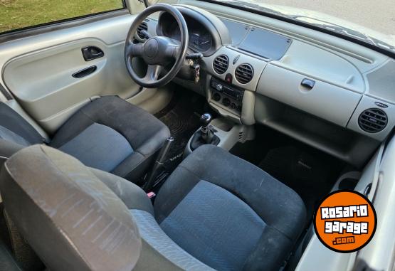 Utilitarios - Renault Kangoo Authentique 2013 GNC 307000Km - En Venta