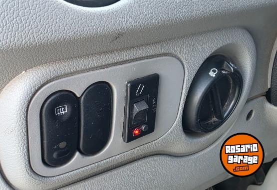 Utilitarios - Renault Kangoo Authentique 2013 GNC 307000Km - En Venta