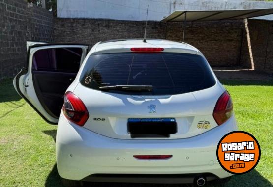 Autos - Peugeot Allure 1.6 2017 Nafta 98000Km - En Venta