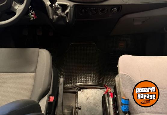 Utilitarios - Ford Transit 2022 Nafta 5000Km - En Venta