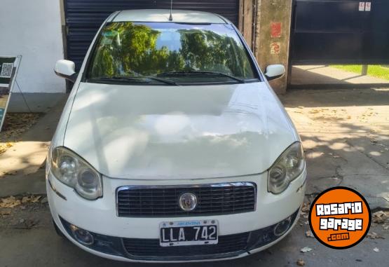 Autos - Fiat Siena attractive 2012 GNC 193000Km - En Venta