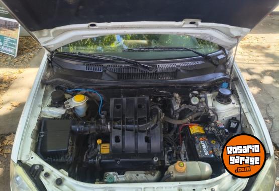 Autos - Fiat Siena attractive 2012 GNC 193000Km - En Venta