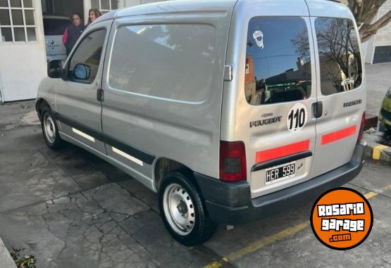Utilitarios - Peugeot Parnet 2008 Diesel 150000Km - En Venta