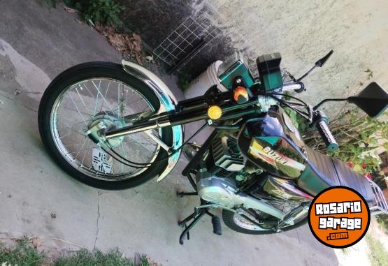 Motos - Suzuki Ax 100 2019 Nafta 9700Km - En Venta