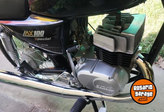 Motos - Suzuki Ax 100 2019 Nafta 9700Km - En Venta