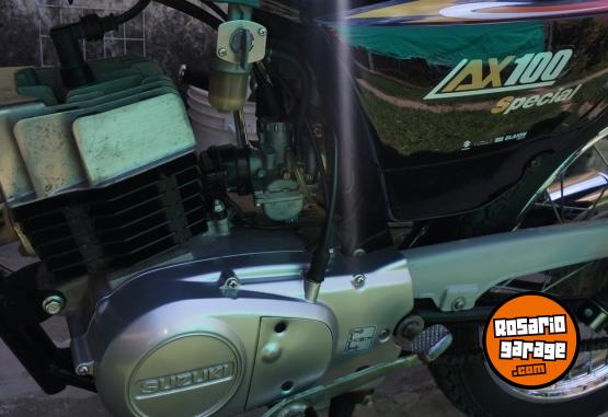 Motos - Suzuki Ax 100 2019 Nafta 9700Km - En Venta