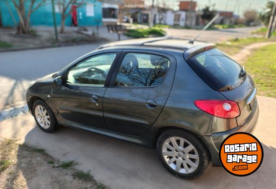 Autos - Peugeot 207 xt premium 2010 Nafta 165000Km - En Venta