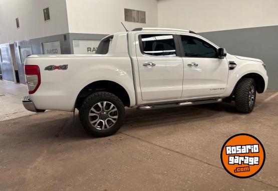 Camionetas - Ford Ranger Limited 3.2 AT 2021 Diesel 110000Km - En Venta