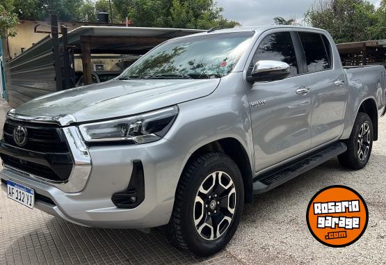 Camionetas - Toyota Hilux 2.8 SRX 4x4 AT 2022 Diesel 78000Km - En Venta