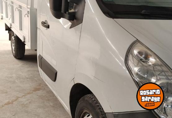 Utilitarios - Renault MASTER CHASIS 2013 Diesel 200000Km - En Venta