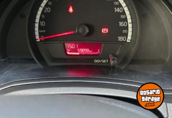 Autos - Volkswagen UP 5ptas TAKE AA 2020 2020 Nafta 60000Km - En Venta