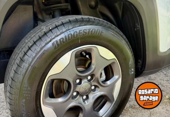 Camionetas - Jeep Renegade 2017 Nafta 110000Km - En Venta