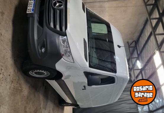 Utilitarios - Mercedes Benz Sprinter 2023 Diesel 40500Km - En Venta