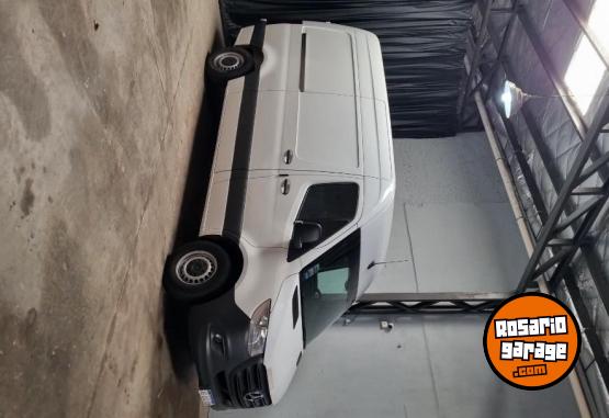 Utilitarios - Mercedes Benz Sprinter 2023 Diesel 40500Km - En Venta