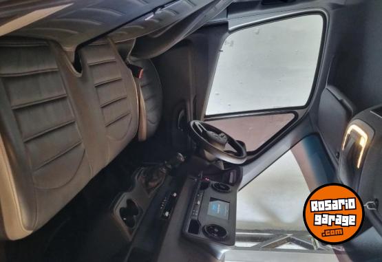 Utilitarios - Mercedes Benz Sprinter 2023 Diesel 40500Km - En Venta