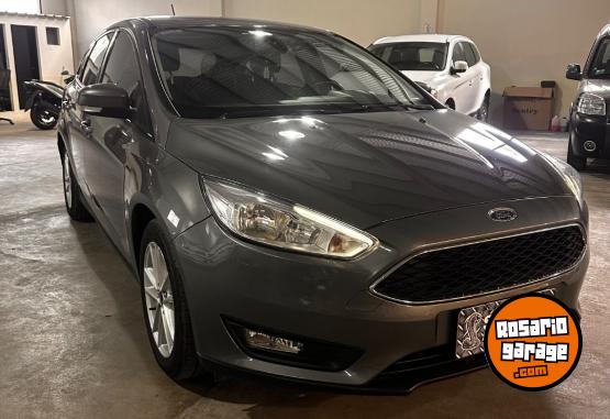 Autos - Ford Focus 2017 Nafta 98000Km - En Venta