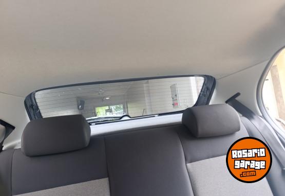 Autos - Volkswagen Gol trend 2014 Nafta 81500Km - En Venta