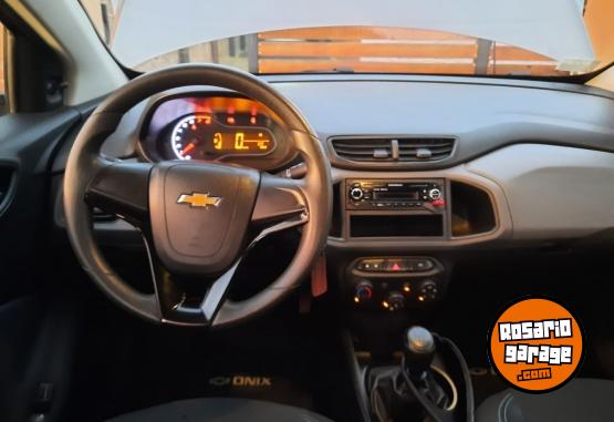 Autos - Chevrolet ONIX JOY BLACK 2020 Nafta 50000Km - En Venta