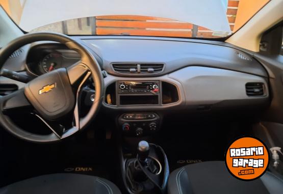 Autos - Chevrolet ONIX JOY BLACK 2020 Nafta 50000Km - En Venta