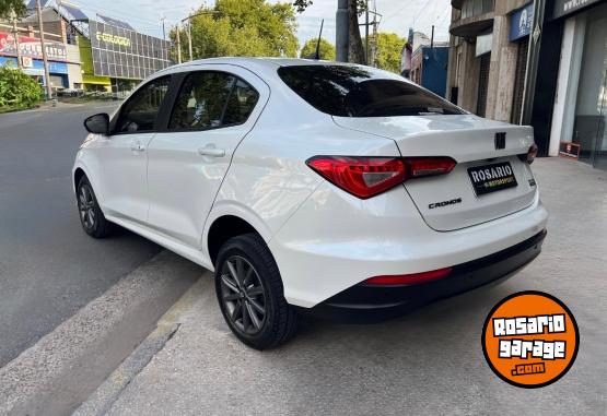 Autos - Fiat Cronos 2024 Nafta 30000Km - En Venta