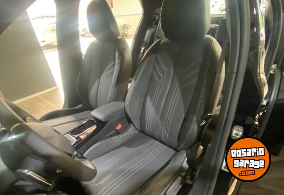 Autos - Peugeot 2008 GT T200 2026 Nafta 0Km - En Venta
