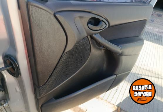 Autos - Ford Ford Focus ambiente 5p 2008 Nafta 253063Km - En Venta