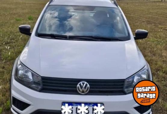 Autos - Volkswagen SAVEIRO 2023 Nafta 170000Km - En Venta