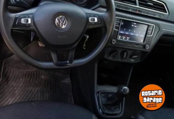 Autos - Volkswagen SAVEIRO 2023 Nafta 170000Km - En Venta