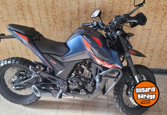 Motos - Zontes U3 200 2025 Nafta 5400Km - En Venta