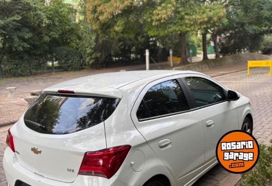 Autos - Chevrolet ONIX LTZ 2019 Nafta 62000Km - En Venta