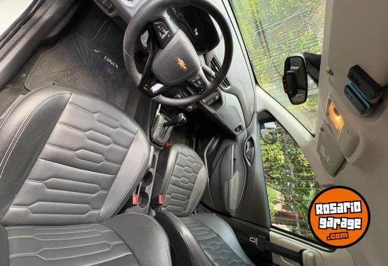 Autos - Chevrolet ONIX LTZ 2019 Nafta 62000Km - En Venta