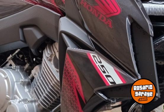 Motos - Honda Cb 250 new twister 2020 Nafta 8500Km - En Venta