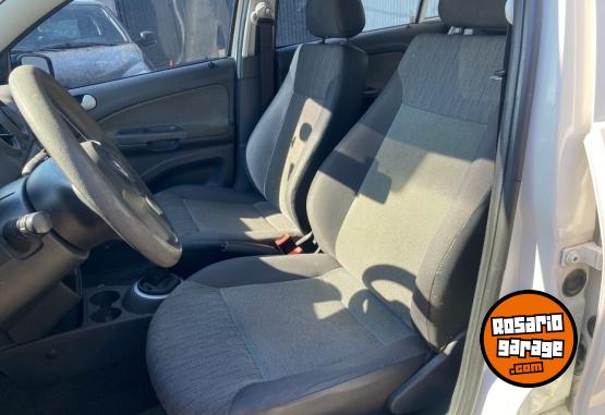 Autos - Volkswagen Voyage Comfortline 1.6 2013 GNC 153000Km - En Venta