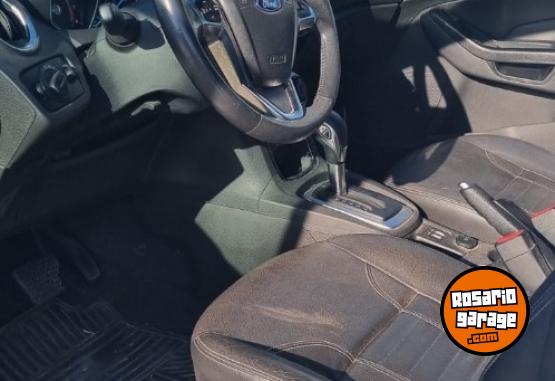 Autos - Ford Fiesta titanium 2018 Nafta 77000Km - En Venta