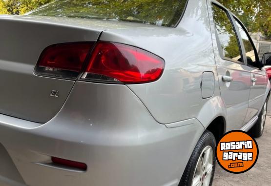 Autos - Fiat SIENA 1.4 2017 GNC 143500Km - En Venta