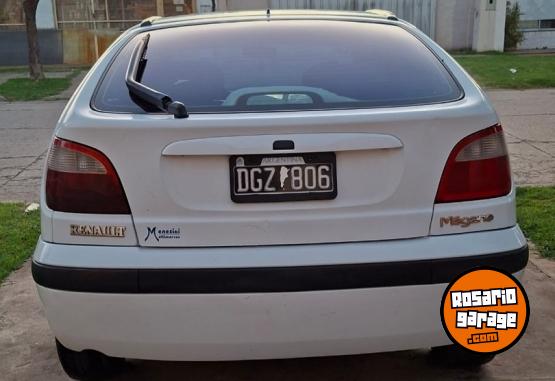 Autos - Renault Megane 2000 Nafta 215000Km - En Venta