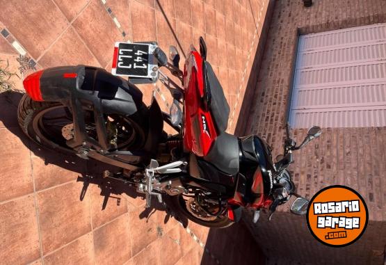 Motos - Bajaj Rouser 200 2015 Nafta 13000Km - En Venta