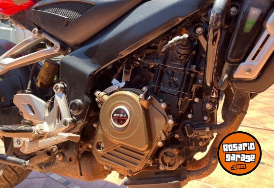 Motos - Bajaj Rouser 200 2015 Nafta 13000Km - En Venta